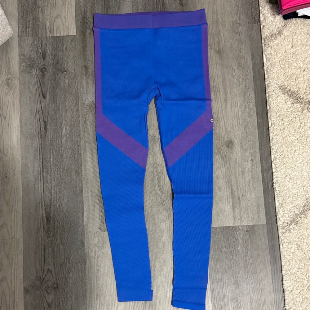 alo yoga - illusion seamless high-waist leggings NEVER WORN
